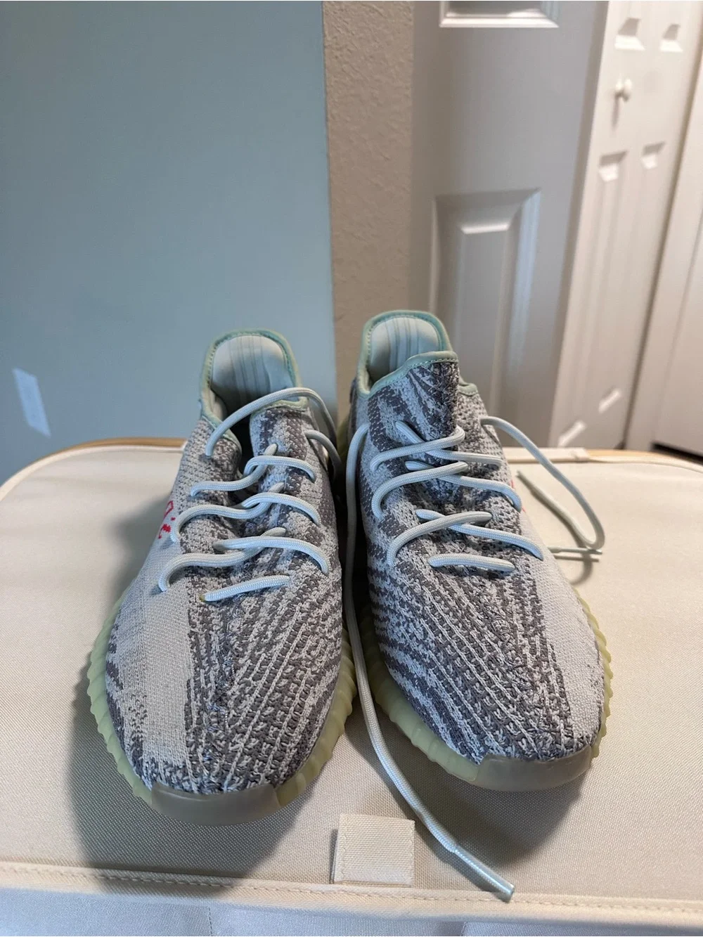 adidas Yeezy Boost 350 V2